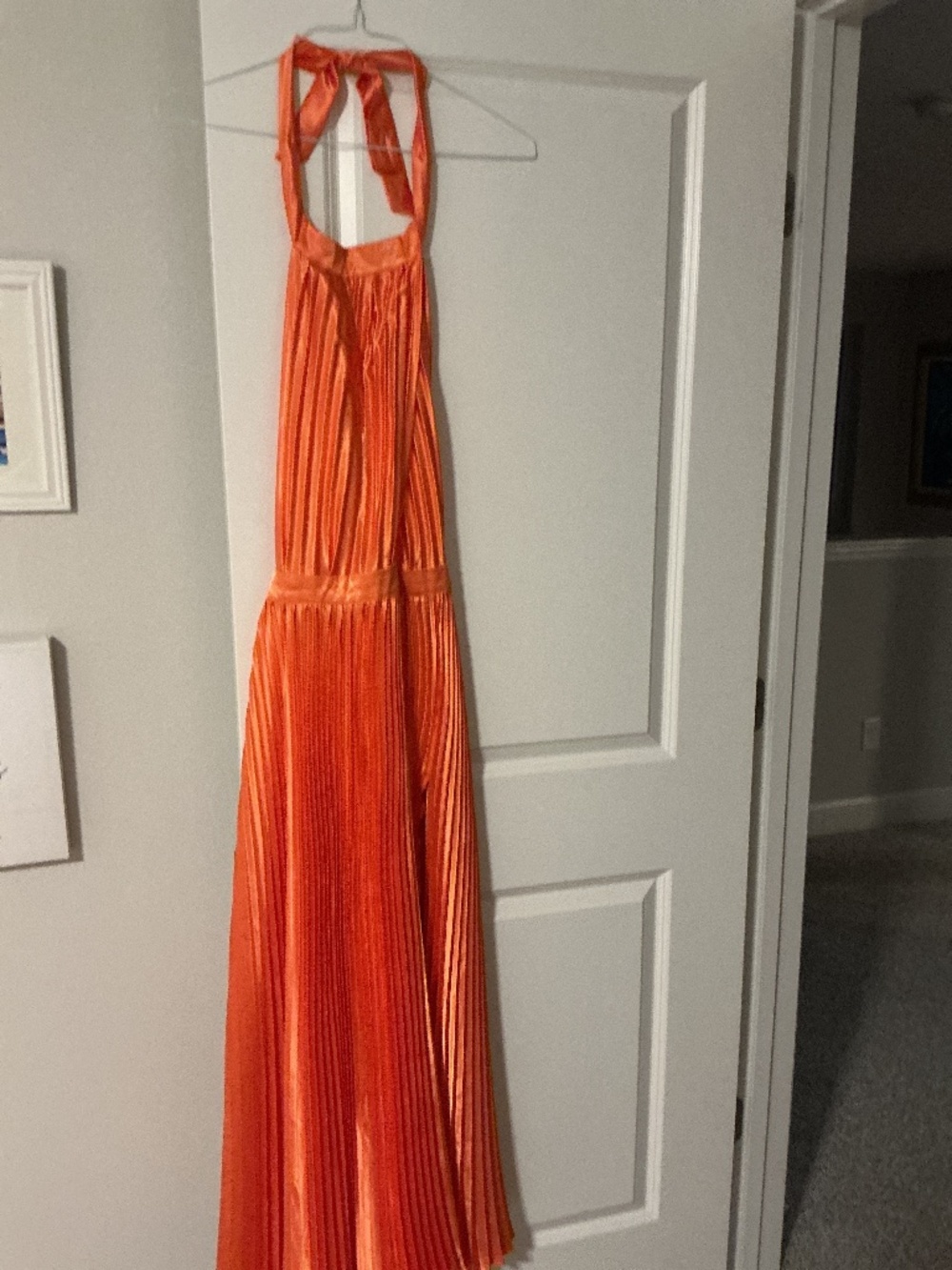 L’IDEE size 12 woman’s orange pleated floor length dress